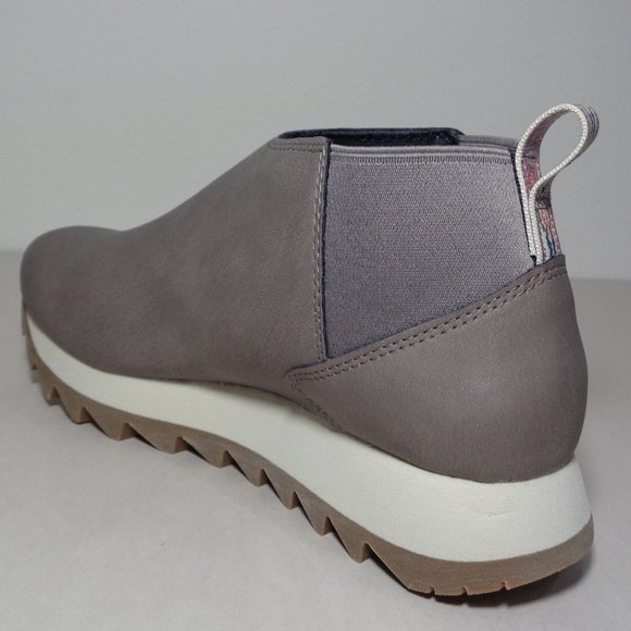 Merrell Size 7.5 M ALPINE CHELSEA Falcon Boots New Women's Shoes - Picture 10 of 13